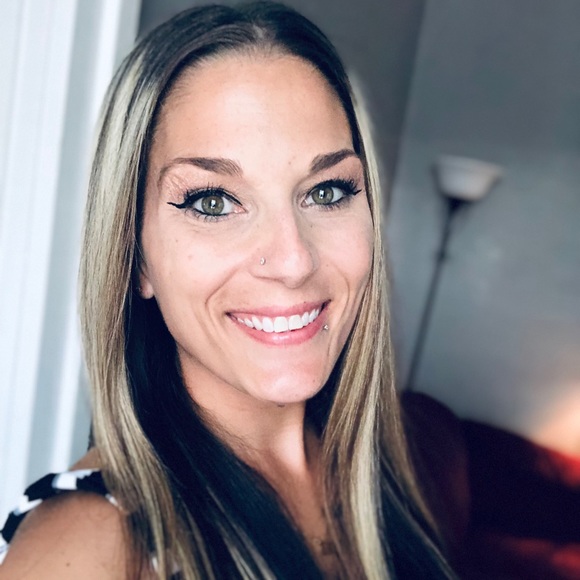 Meet your Posher, Darcy - Picture 1 of 1